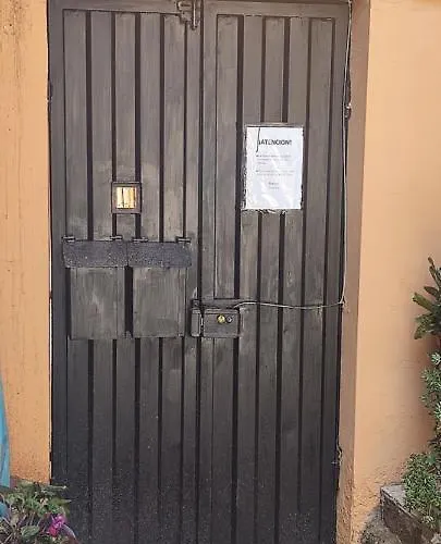 Hospedaje De La Cuba *